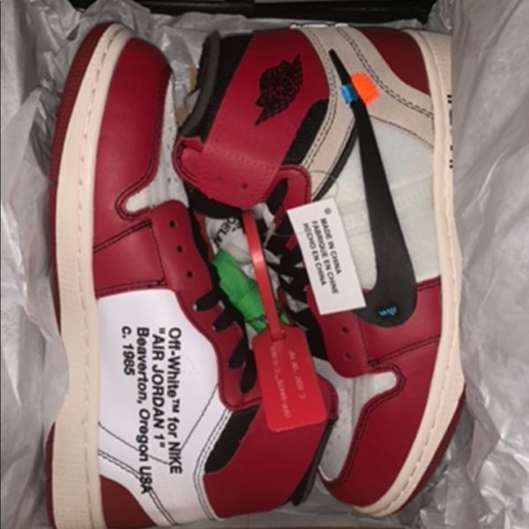 Off white Jordan 1 - Picture 4 of 4